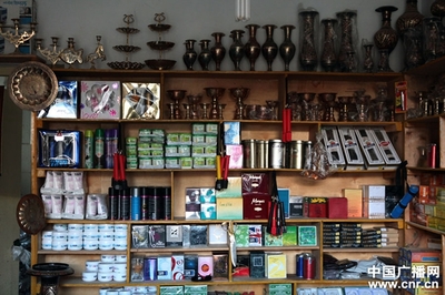 从日用品到小家电 尼泊尔边民为何青睐中国生意？